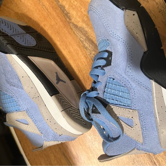 Used Nike Kids Jordan’s - Picture 9 of 12